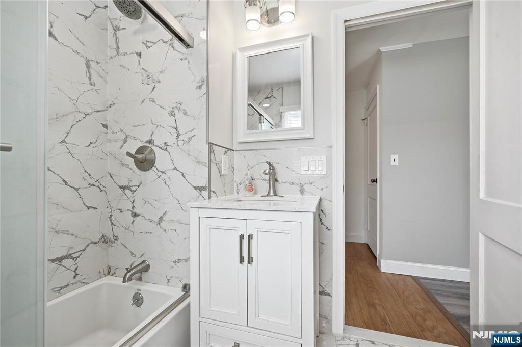 194 Ramapo Valley Road Oakland, NJ 07436 - Photo 7 of 25