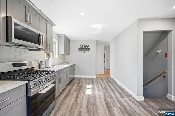 $599,900 | 194 Ramapo Valley Road, Oakland, NJ 07436