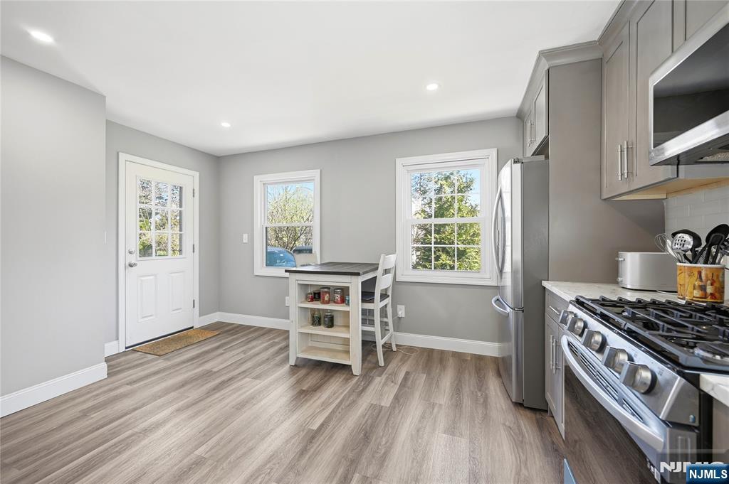 194 Ramapo Valley Road Oakland, NJ 07436 - Photo 10 of 25