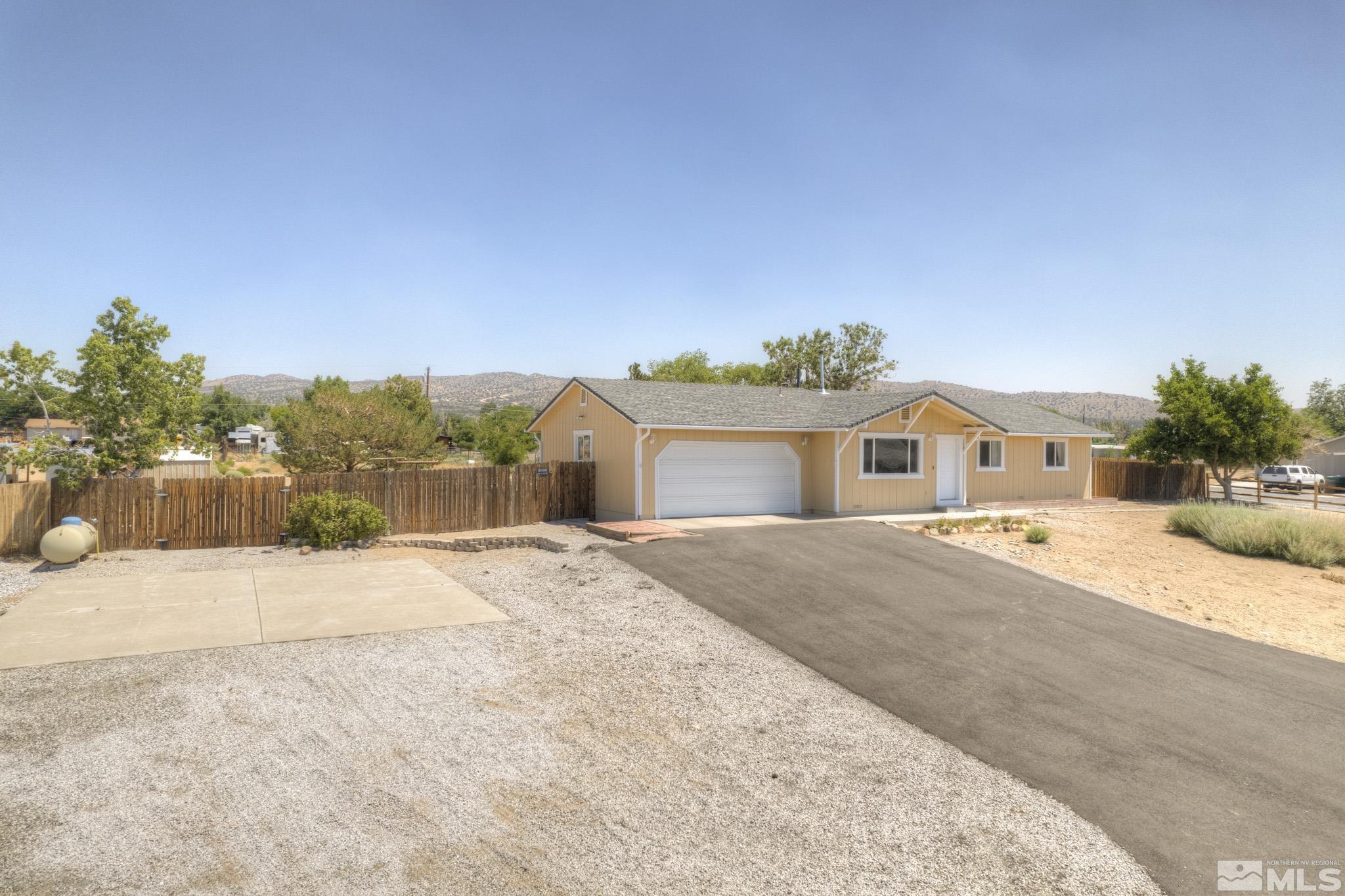11645 Fir Drive Reno, NV 89506 - Photo 3 of 22 Photo 3