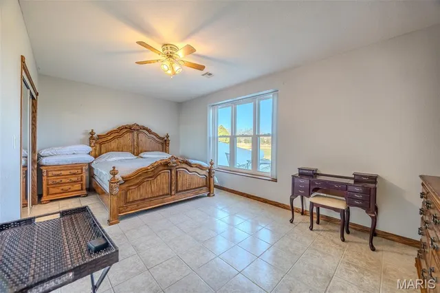 $610,000 | 31320 Oslo Drive, Lebanon, MO 65536