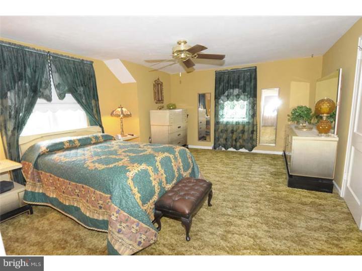 2624 Springfield Road Broomall, PA 19008 - Photo 16 of 25 Master Bedroom