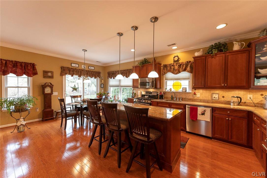 2 Kelso Ridge Easton, PA 18045 - Photo 6 of 24 Kitchen