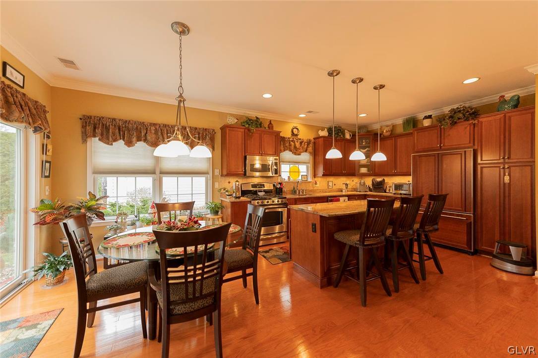 2 Kelso Ridge Easton, PA 18045 - Photo 7 of 24 Kitchen
