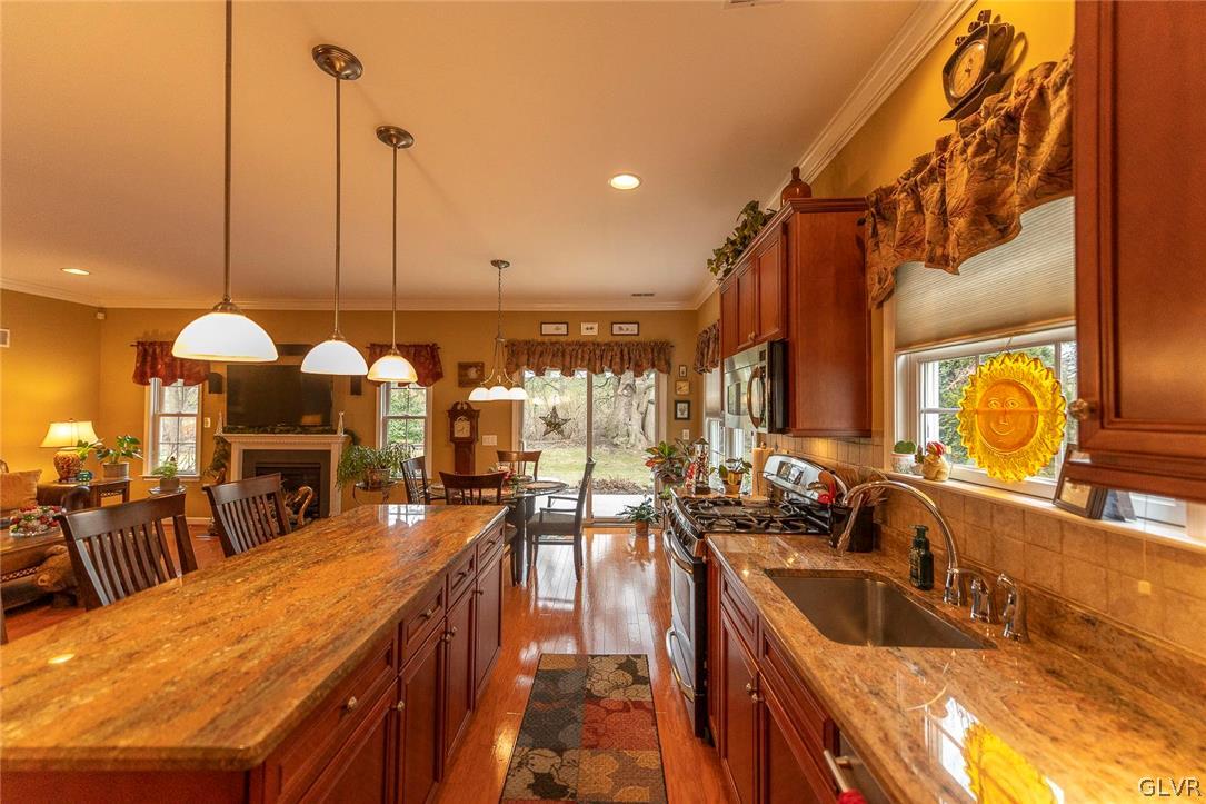 2 Kelso Ridge Easton, PA 18045 - Photo 8 of 24 Kitchen