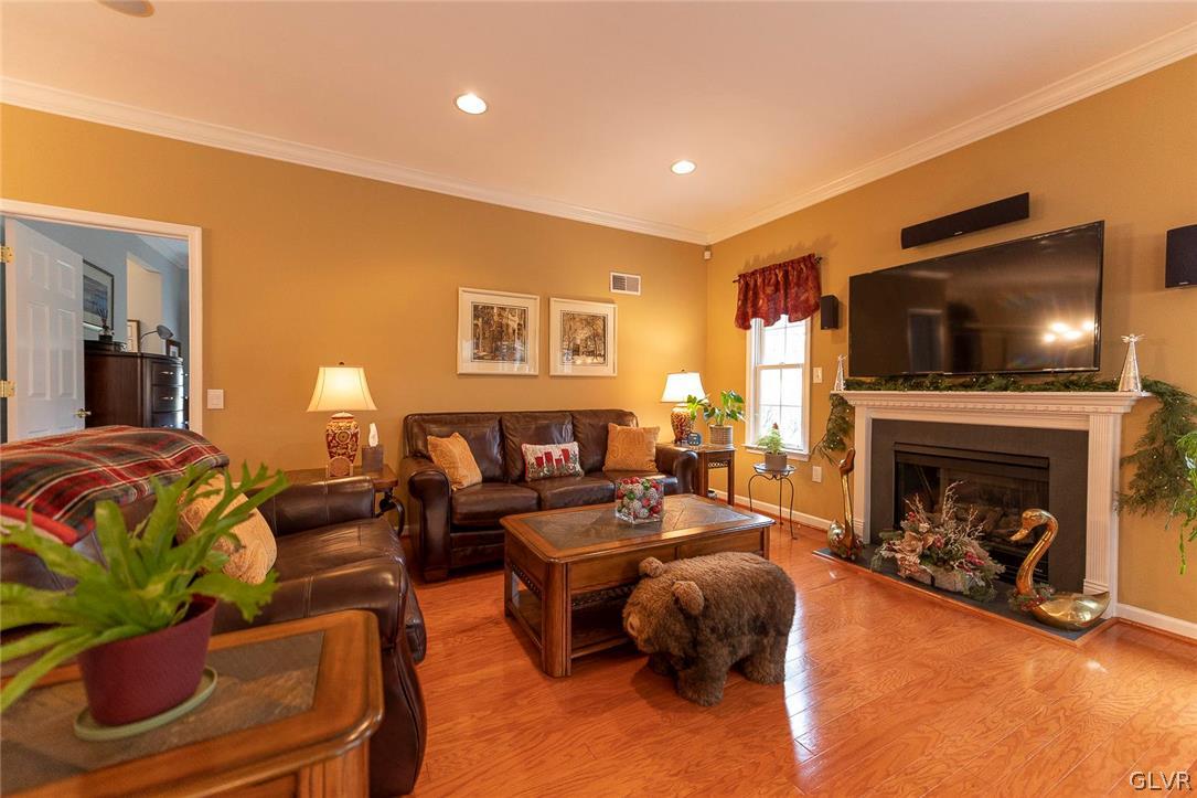 2 Kelso Ridge Easton, PA 18045 - Photo 9 of 24 Family Room