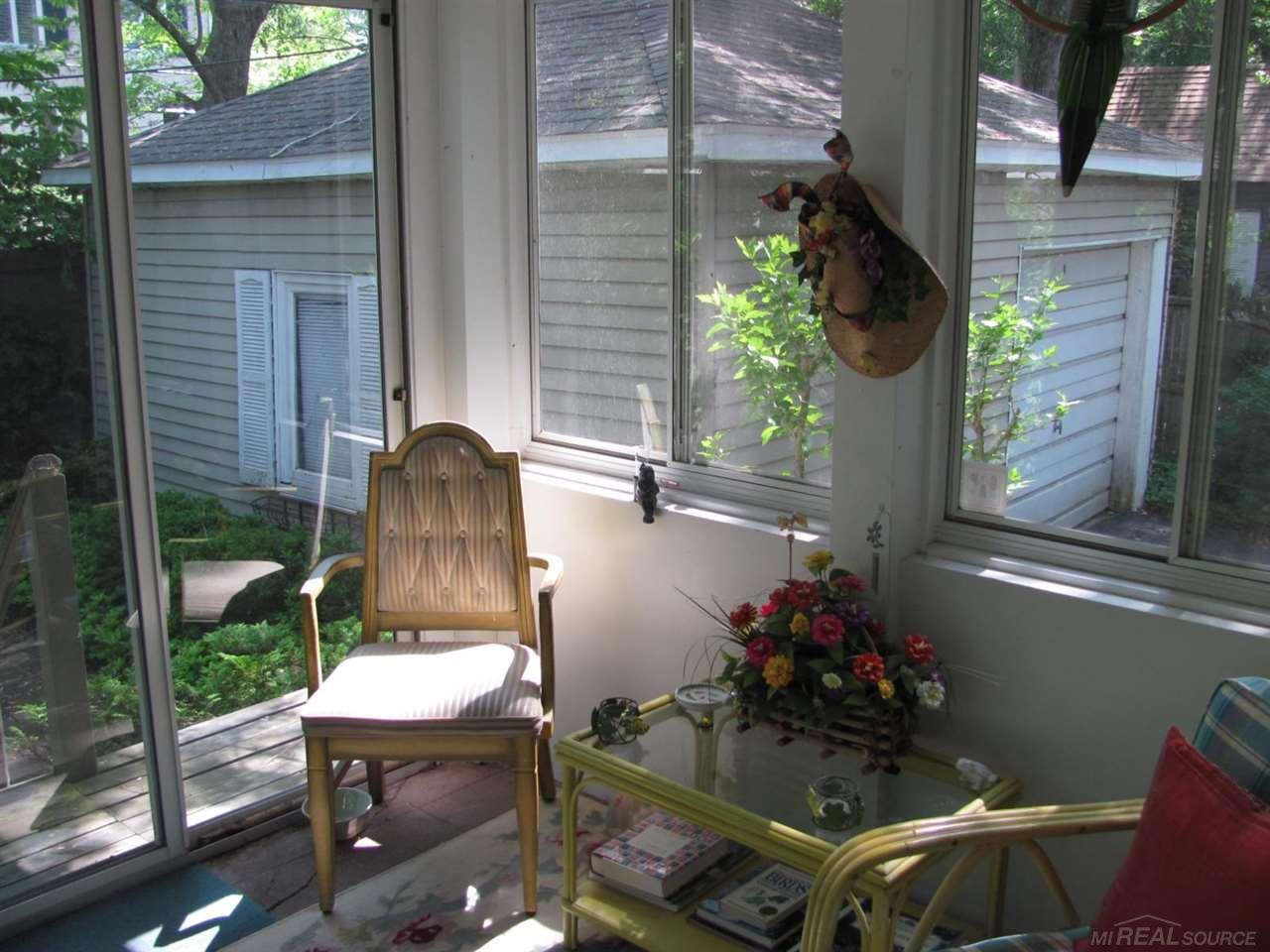 120 Mapleton Road Grosse Pointe Farms, MI 48236 - Photo 18 of 24