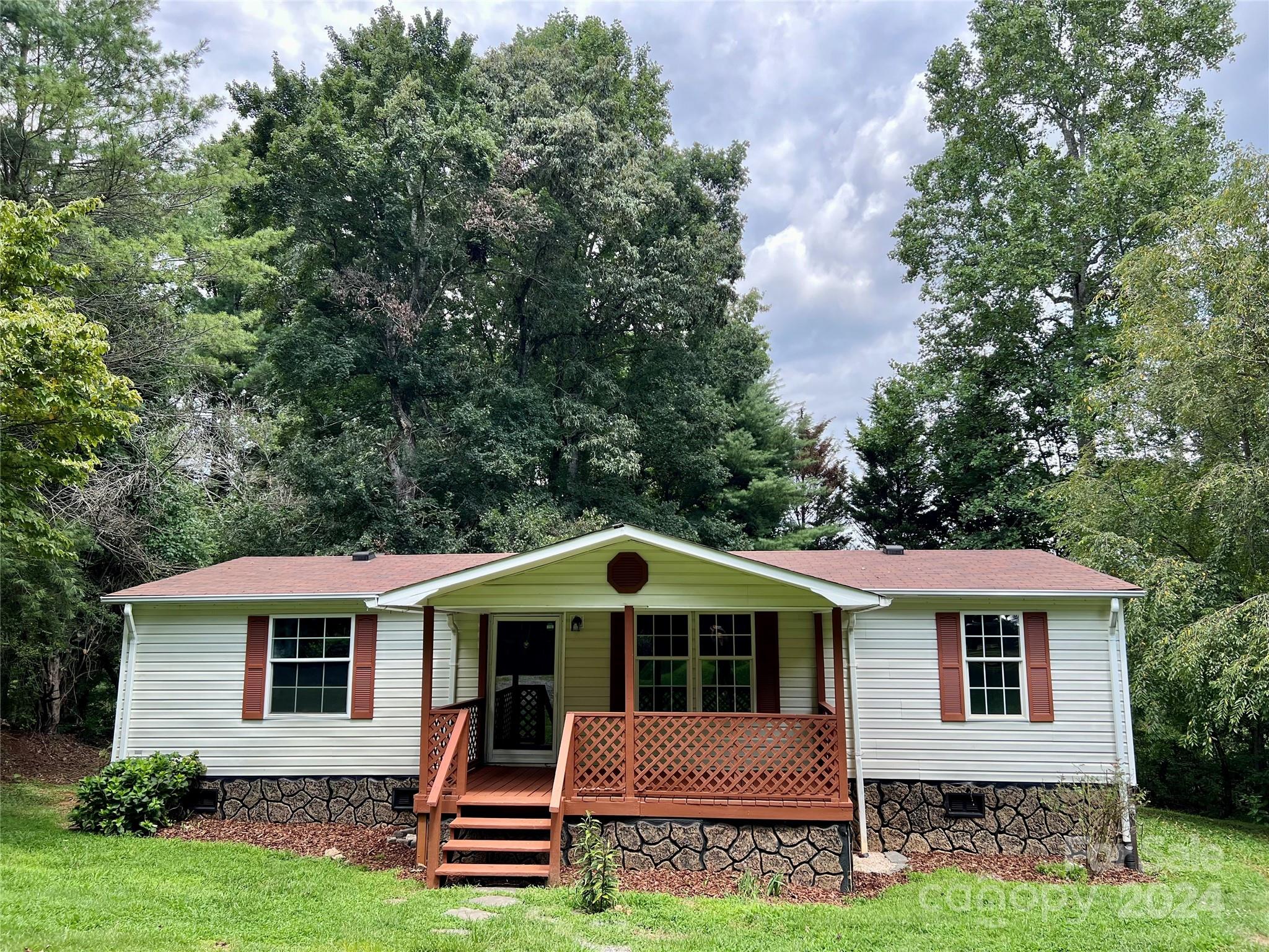 2038 Jay Clark Road Morganton, NC 28655 - Photo 1 of 25 Gallery Image 1