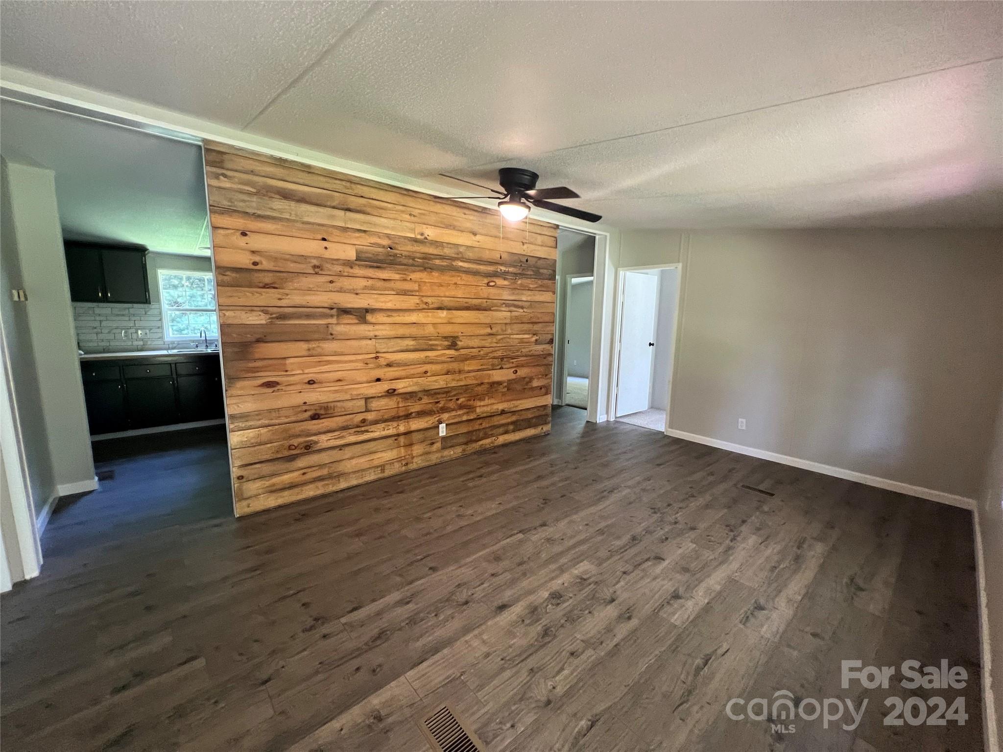 2038 Jay Clark Road Morganton, NC 28655 - Photo 10 of 25 Gallery Image 10