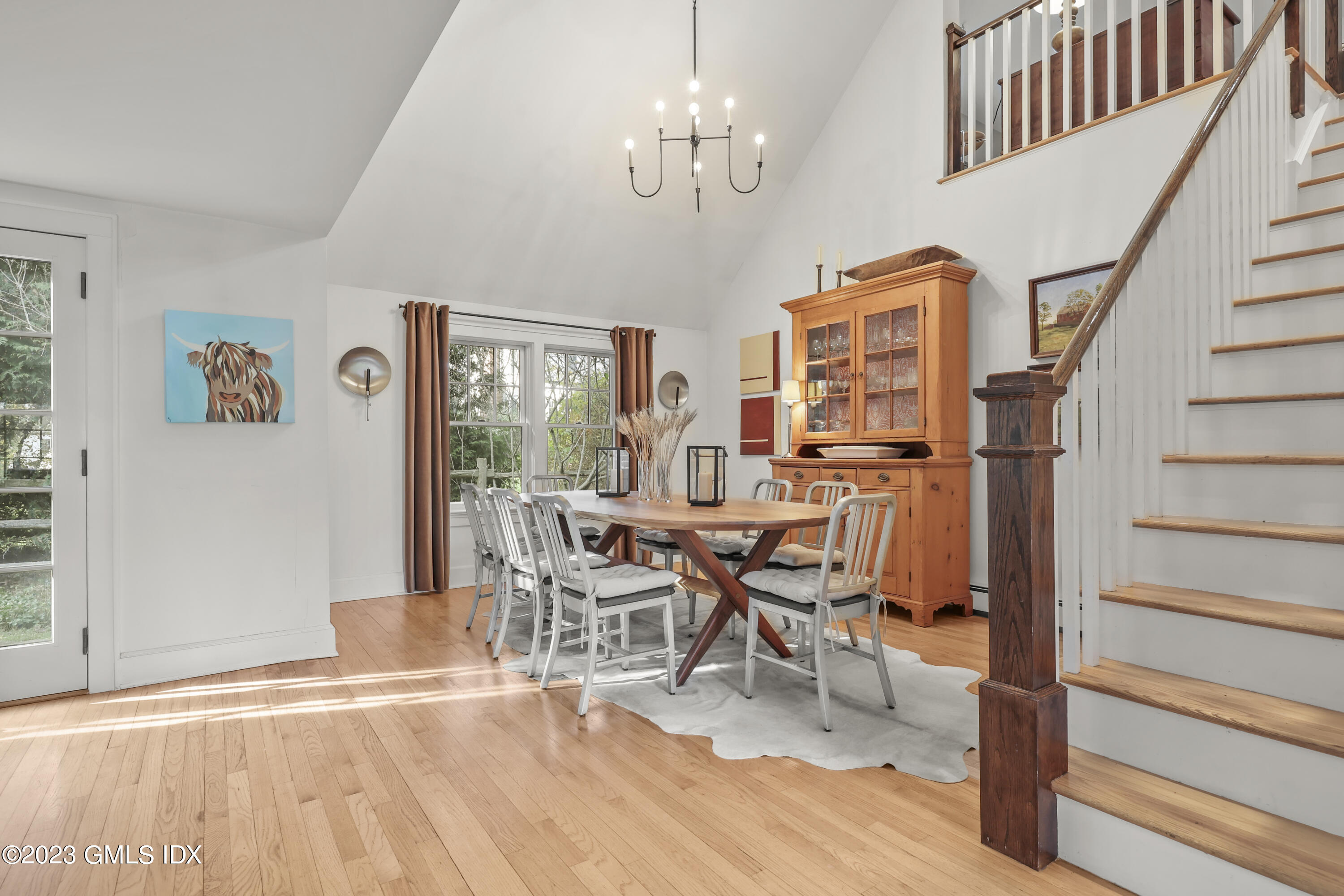 258 Riverside Avenue Riverside, CT 06878 - Photo 4 of 7 a workspace with wooden floor