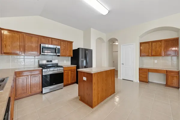 $1,995 | 9830 Lynette Falls Drive, Houston, TX 77095