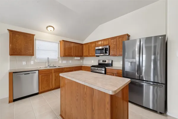 $1,995 | 9830 Lynette Falls Drive, Houston, TX 77095