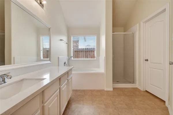 $1,995 | 9830 Lynette Falls Drive, Houston, TX 77095