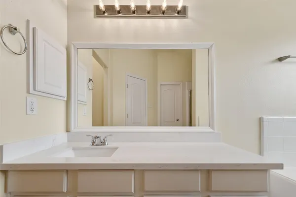 $1,995 | 9830 Lynette Falls Drive, Houston, TX 77095