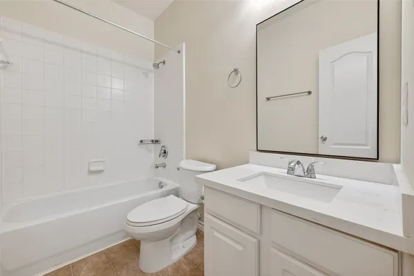 $1,995 | 9830 Lynette Falls Drive, Houston, TX 77095