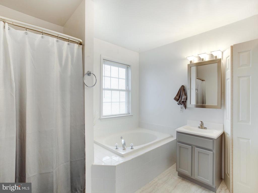 20976 Mattingly Road Abell, MD 20606 - Photo 26 of 36 Bath