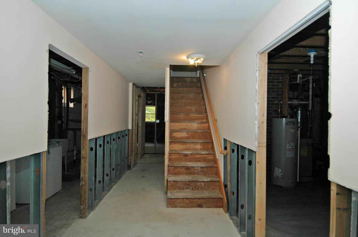 15102 Cactus Hill Road Accokeek, MD 20607 - Photo 22 of 24 a view of entryway and hall with wooden floor