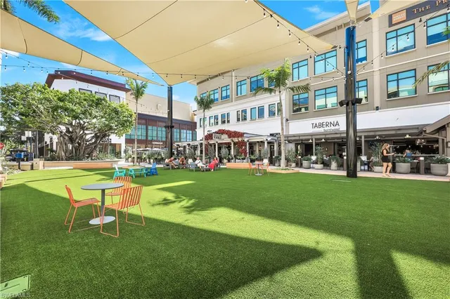 $1,175,000 | 9115 Strada Place, Unit 5505, Naples, FL 34108