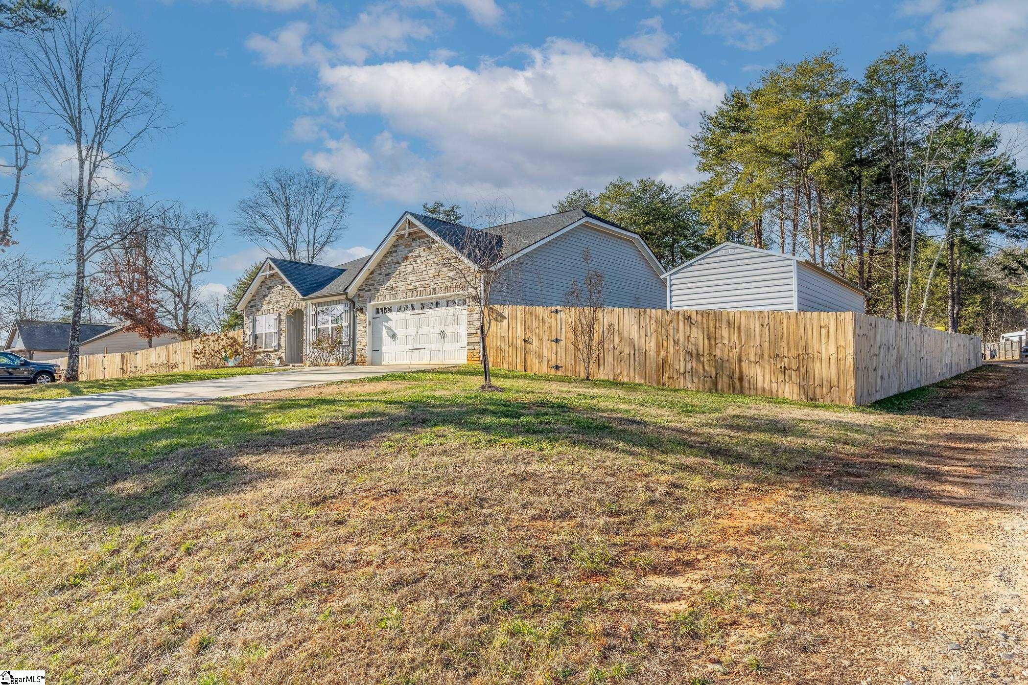 664 Broken Chimney Road Inman, SC 29349 - Photo 4 of 34 Gallery Image 4