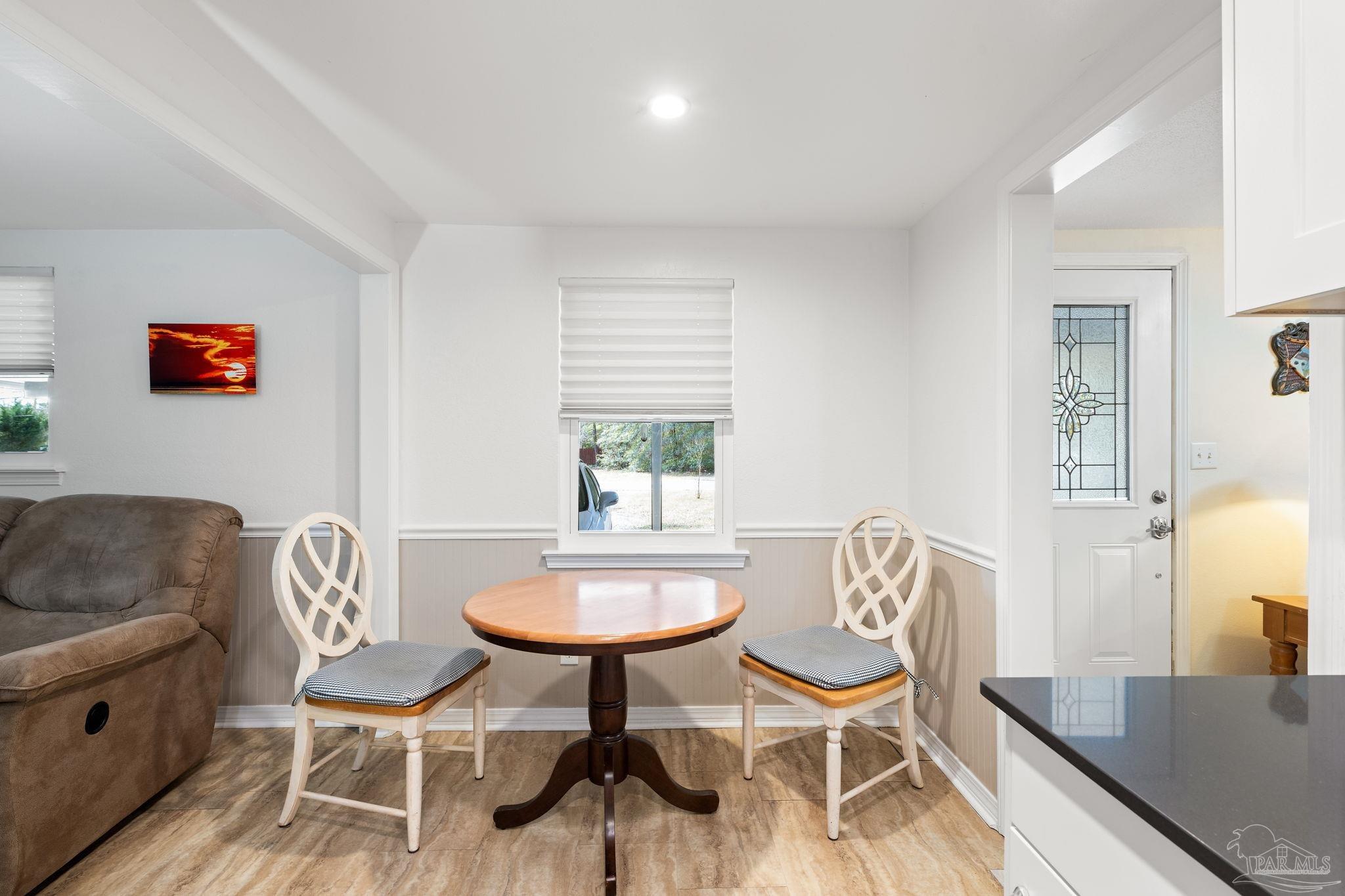 3216 Muldoon Road Pensacola, FL 32526 - Photo 11 of 42 Gallery Image 11