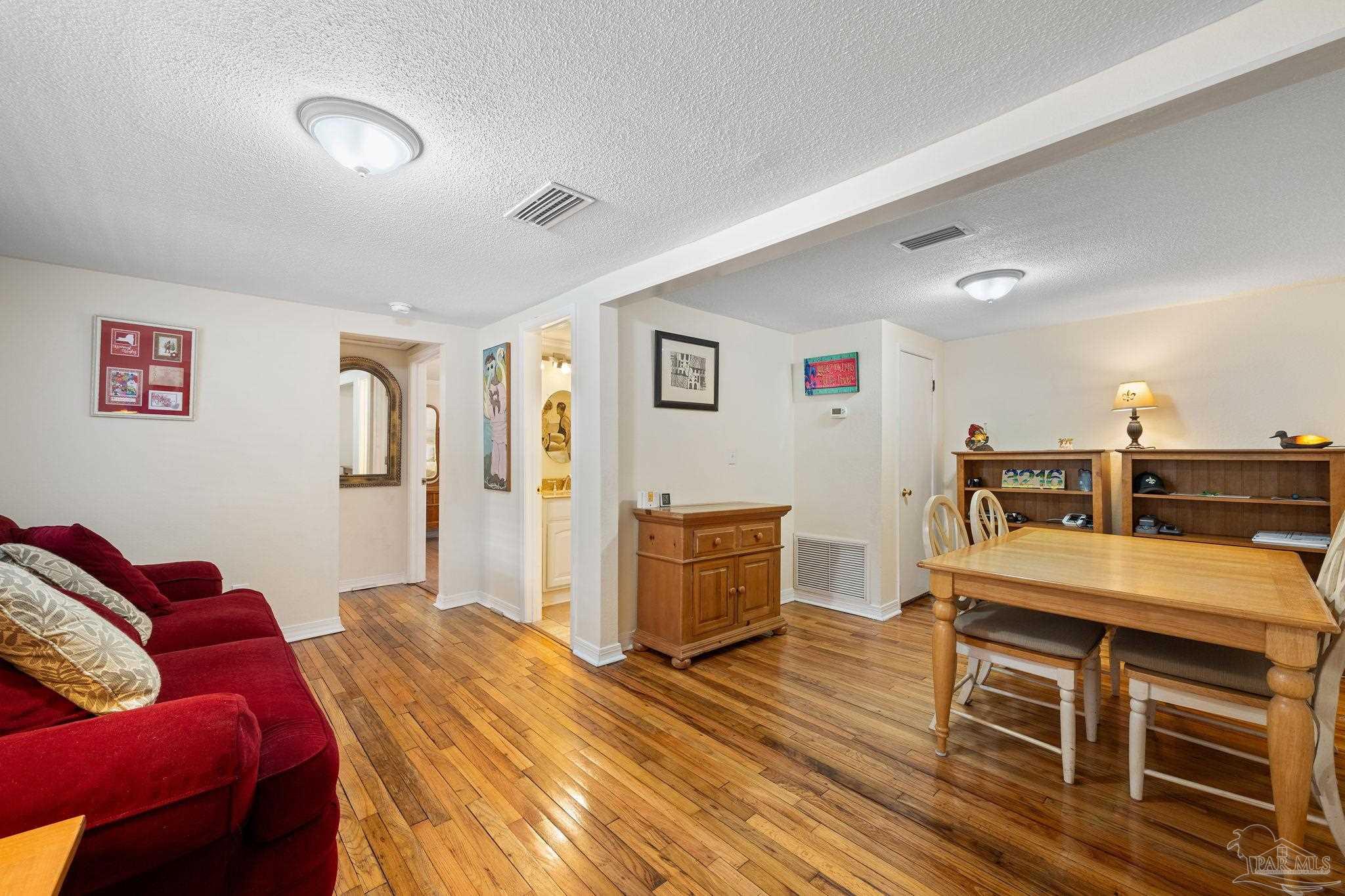 3216 Muldoon Road Pensacola, FL 32526 - Photo 7 of 42 Gallery Image 7