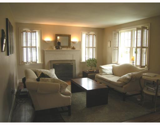 96 Audubon Road Warwick, RI 02888 - Photo 2 of 6 Living Room.