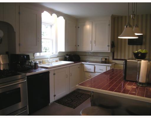96 Audubon Road Warwick, RI 02888 - Photo 3 of 6 Kitchen.