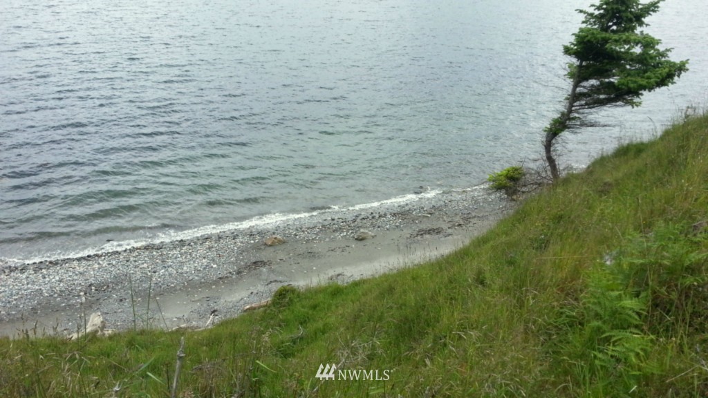 4 Decatur Beach Lane Anacortes, WA 98221 - Photo 4 of 8