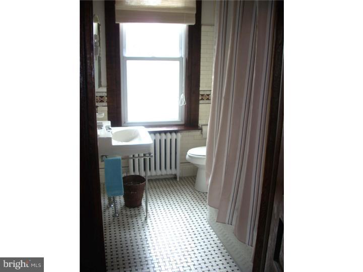 214 East Tabor Road Philadelphia, PA 19120 - Photo 14 of 20 Bathroom