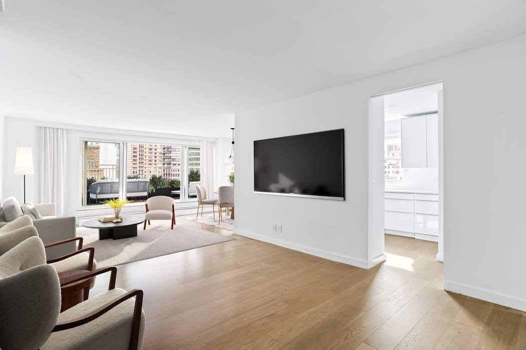 130 East 63rd St Unit 14E  