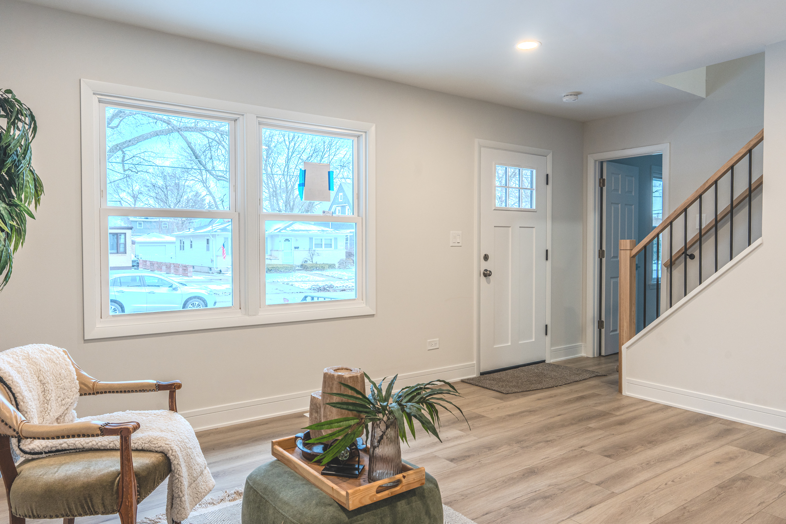11 South Alfred Avenue Elgin, IL 60123 - Photo 2 of 22 a living room with furniture and a window