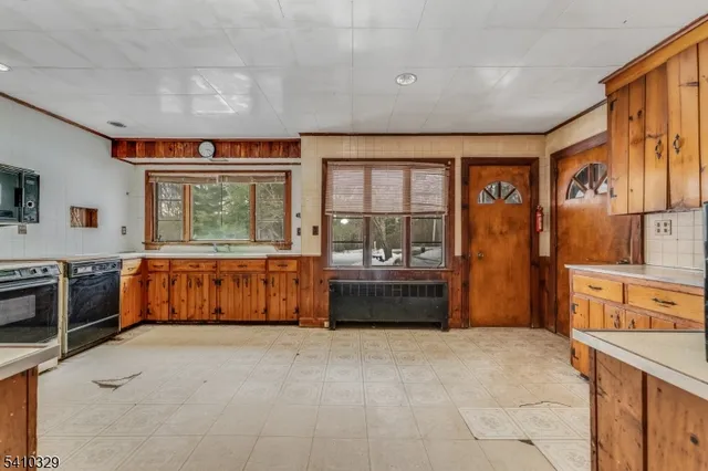 $399,900 | 615 County Road 579, Flemington, NJ 08822