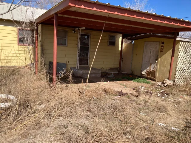 $30,000 | 216 North W 1st Street, Lockney, TX 79241