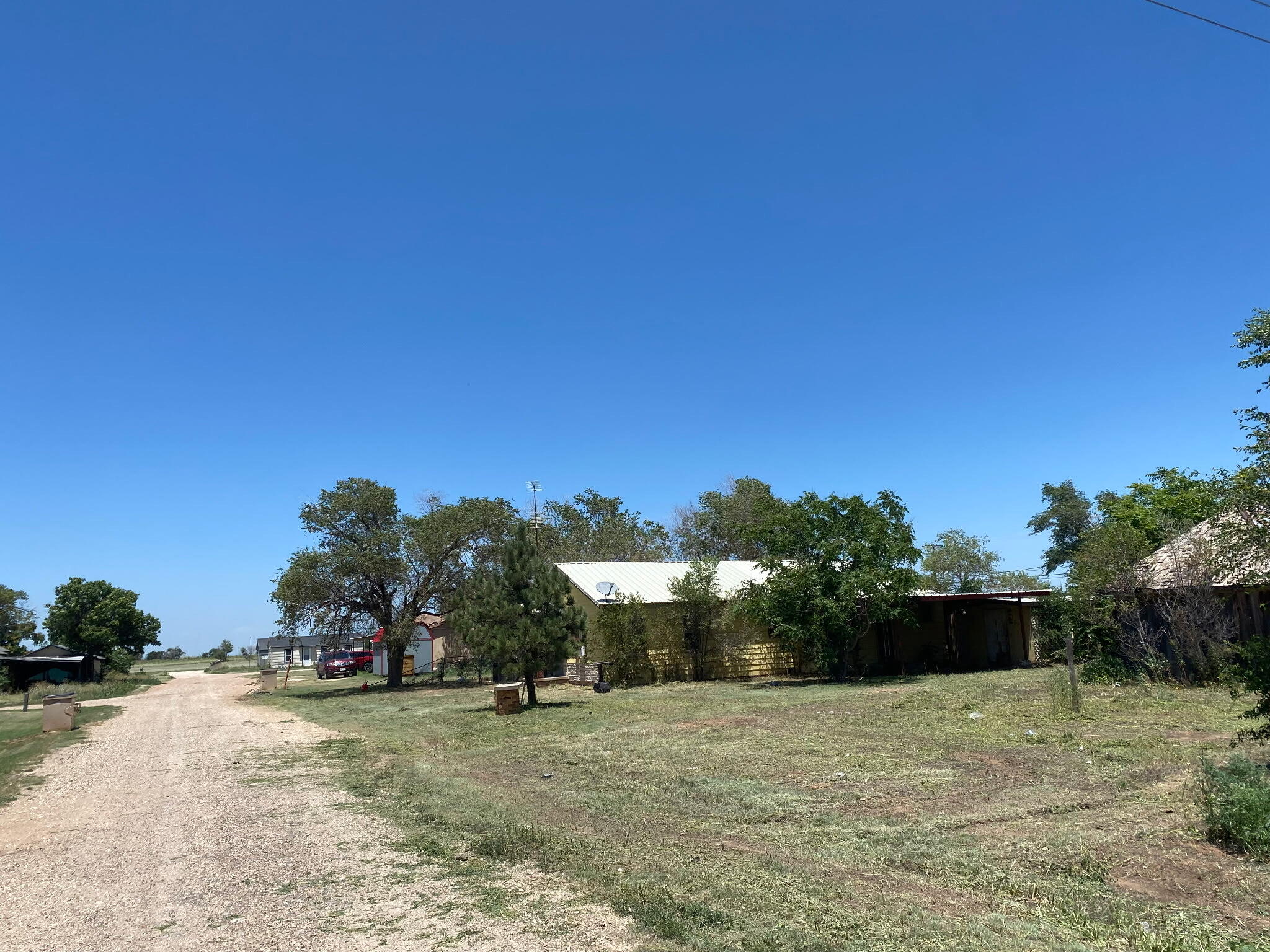 216 North W 1st Street Lockney, TX 79241 - Photo 4 of 13 1091856250843919969