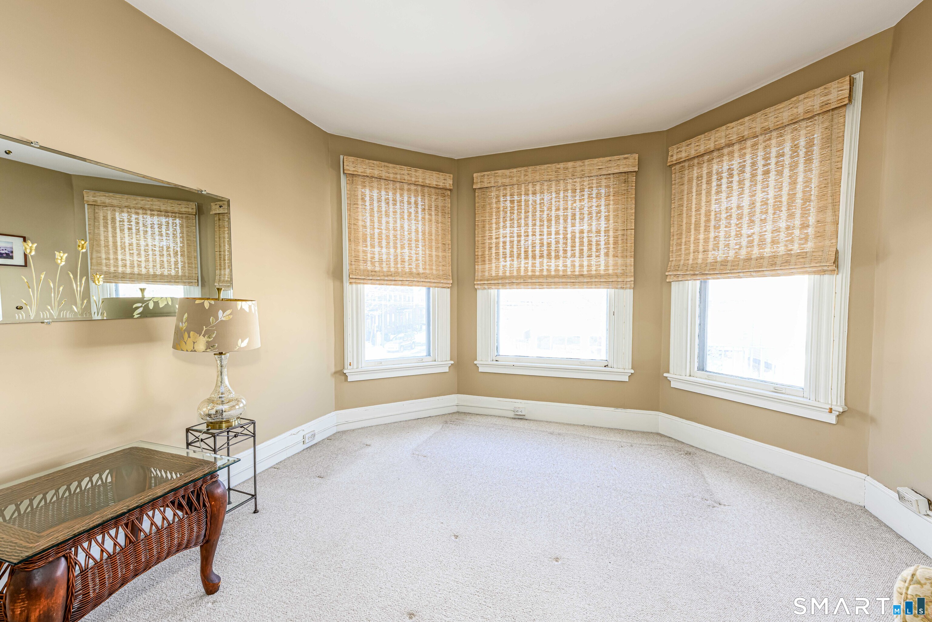 821 State Street New Haven, CT 06511 - Photo 17 of 36 2nd floor LR facing State St