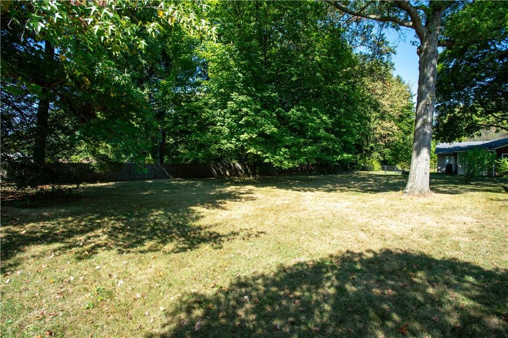 104 Appletree Drive Beaver, PA 15009 - Photo 31 of 36