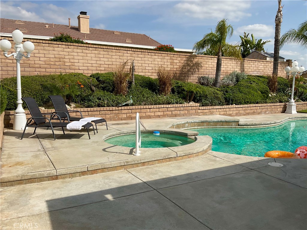 7675 Pso Largo Highland, CA 92346 - Photo 28 of 34