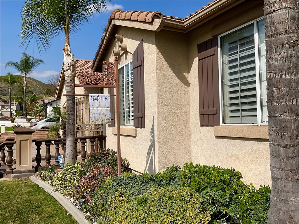 7675 Pso Largo Highland, CA 92346 - Photo 8 of 34