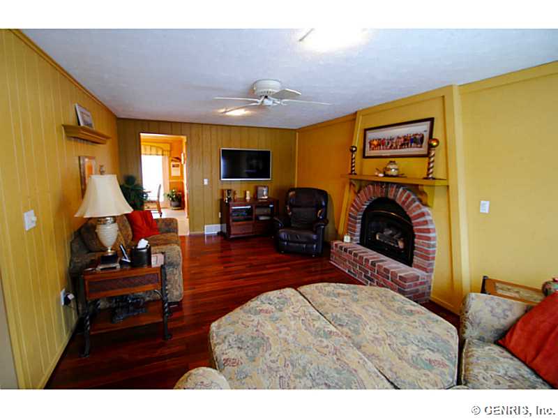 80 Everwild Lane Greece, NY 14616 - Photo 11 of 25 Exterior Front