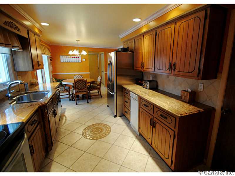 80 Everwild Lane Greece, NY 14616 - Photo 7 of 25 Exterior Front