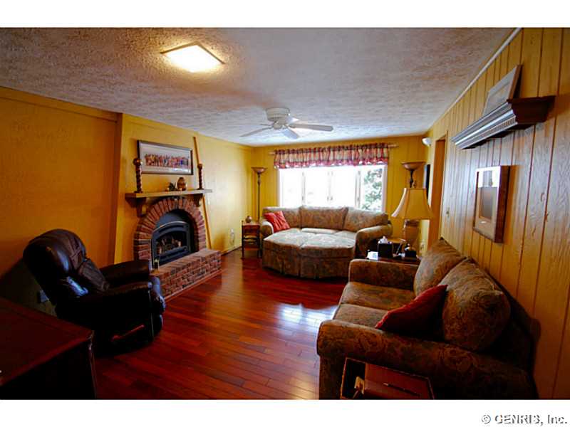 80 Everwild Lane Greece, NY 14616 - Photo 10 of 25 Exterior Front