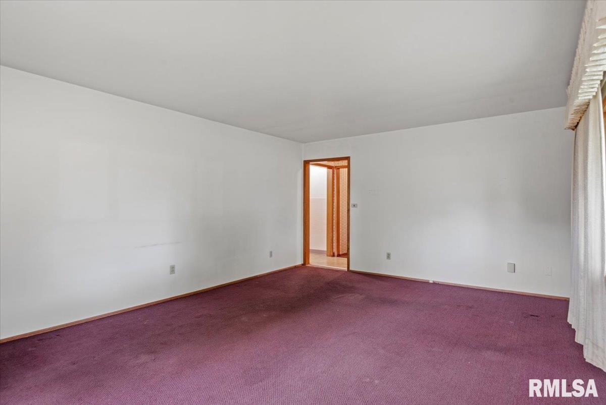 2301 Arrowhead Drive Springfield, IL 62702 - Photo 4 of 44