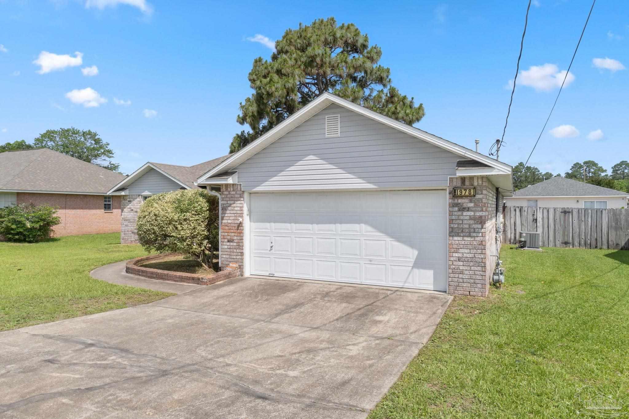 1978 Coral Reef Road Pensacola, FL 32506 - Photo 3 of 46