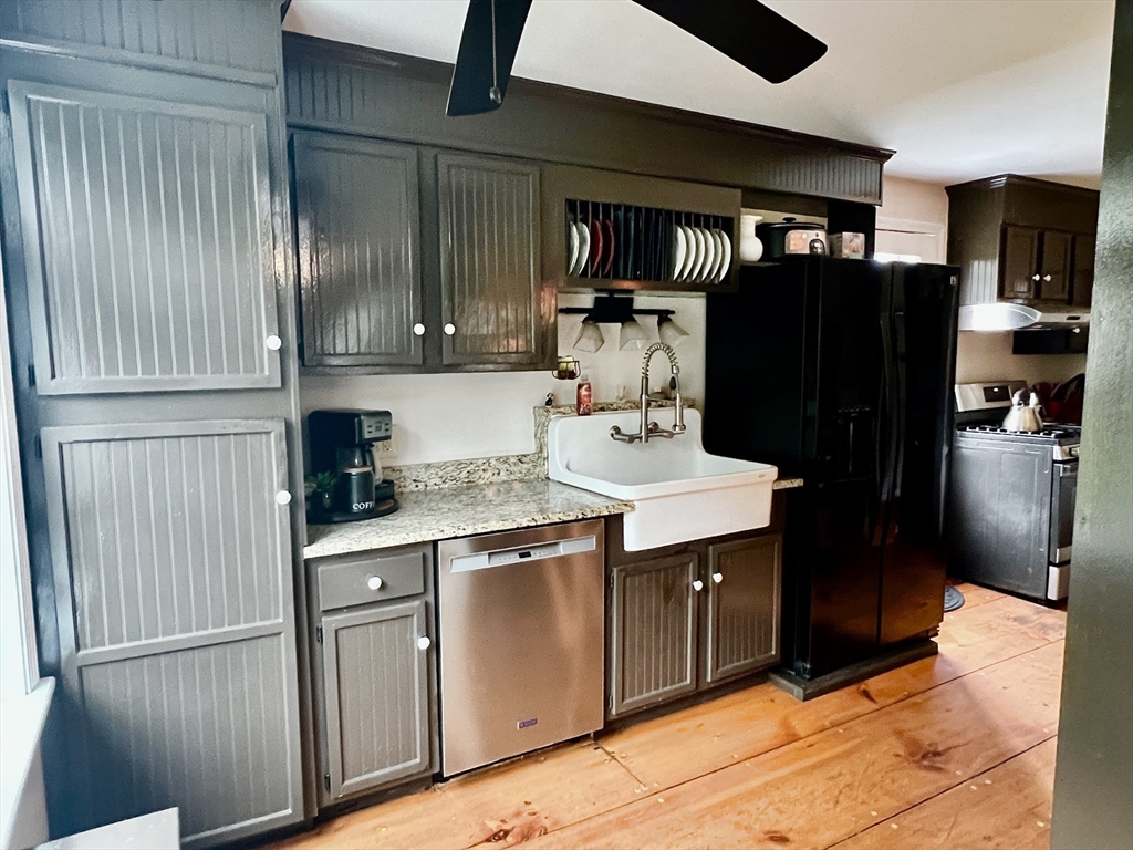 8 Ladd Road Sturbridge, MA 01566 - Photo 17 of 42 Gallery Image 17