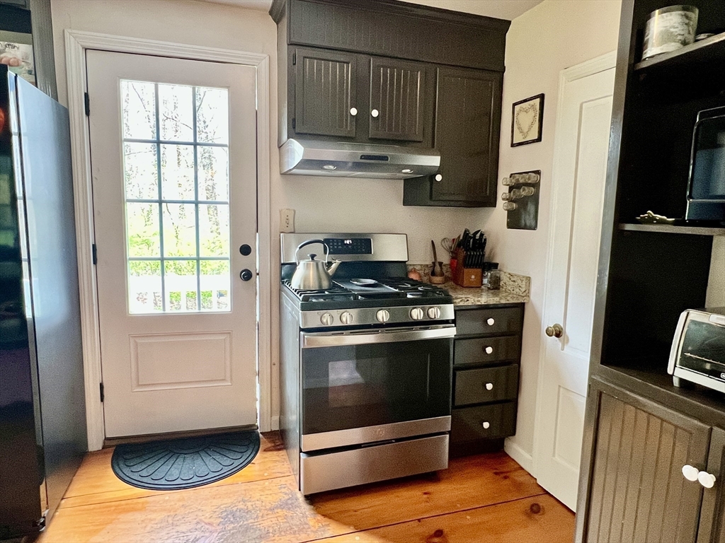 8 Ladd Road Sturbridge, MA 01566 - Photo 20 of 42 Gallery Image 20