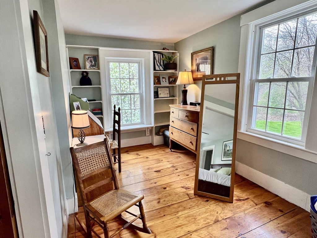 8 Ladd Road Sturbridge, MA 01566 - Photo 34 of 42 Gallery Image 34