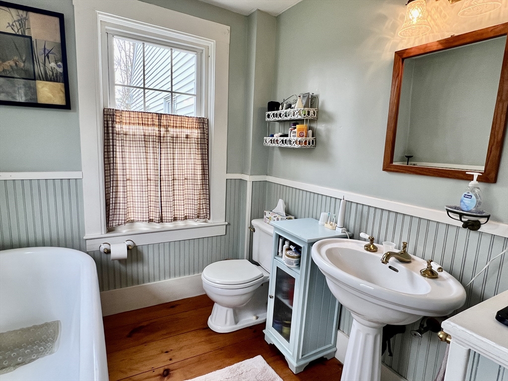 8 Ladd Road Sturbridge, MA 01566 - Photo 36 of 42 Gallery Image 36