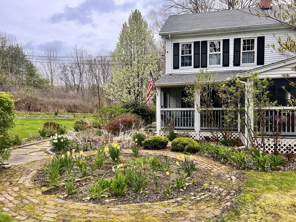 8 Ladd Road Sturbridge, MA 01566 - Photo 37 of 42 Gallery Image 37