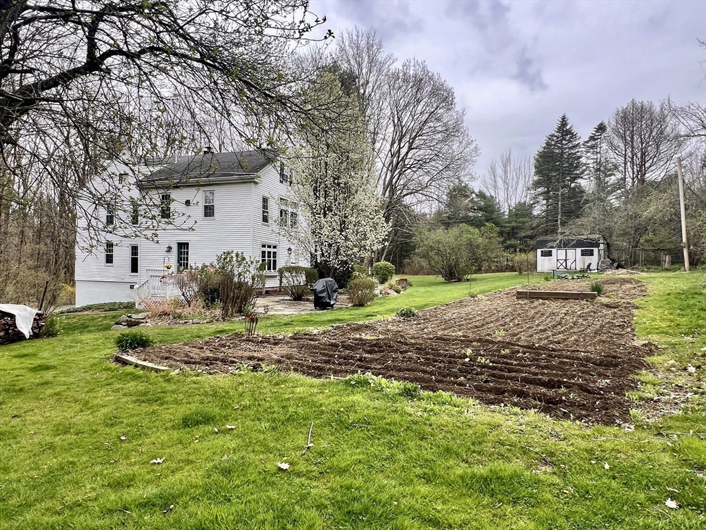 8 Ladd Road Sturbridge, MA 01566 - Photo 42 of 42 Gallery Image 42
