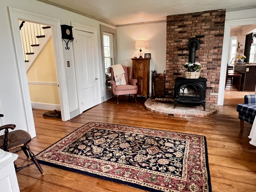 8 Ladd Road Sturbridge, MA 01566 - Photo 10 of 42 Gallery Image 10